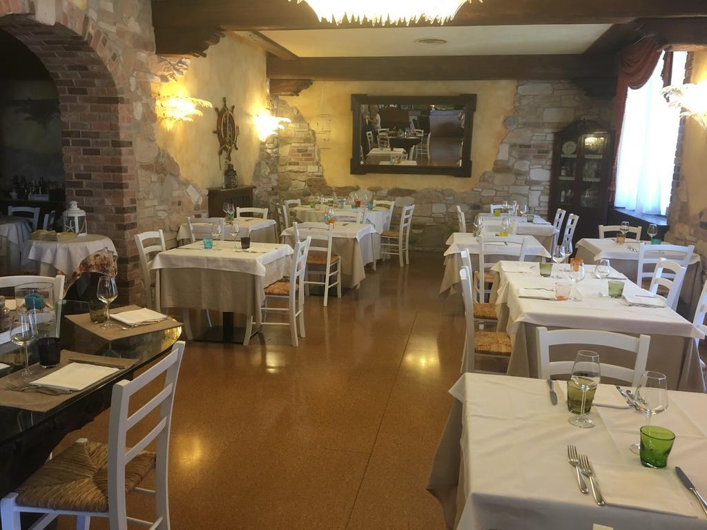 Locanda Ferrari Goro المظهر الخارجي الصورة