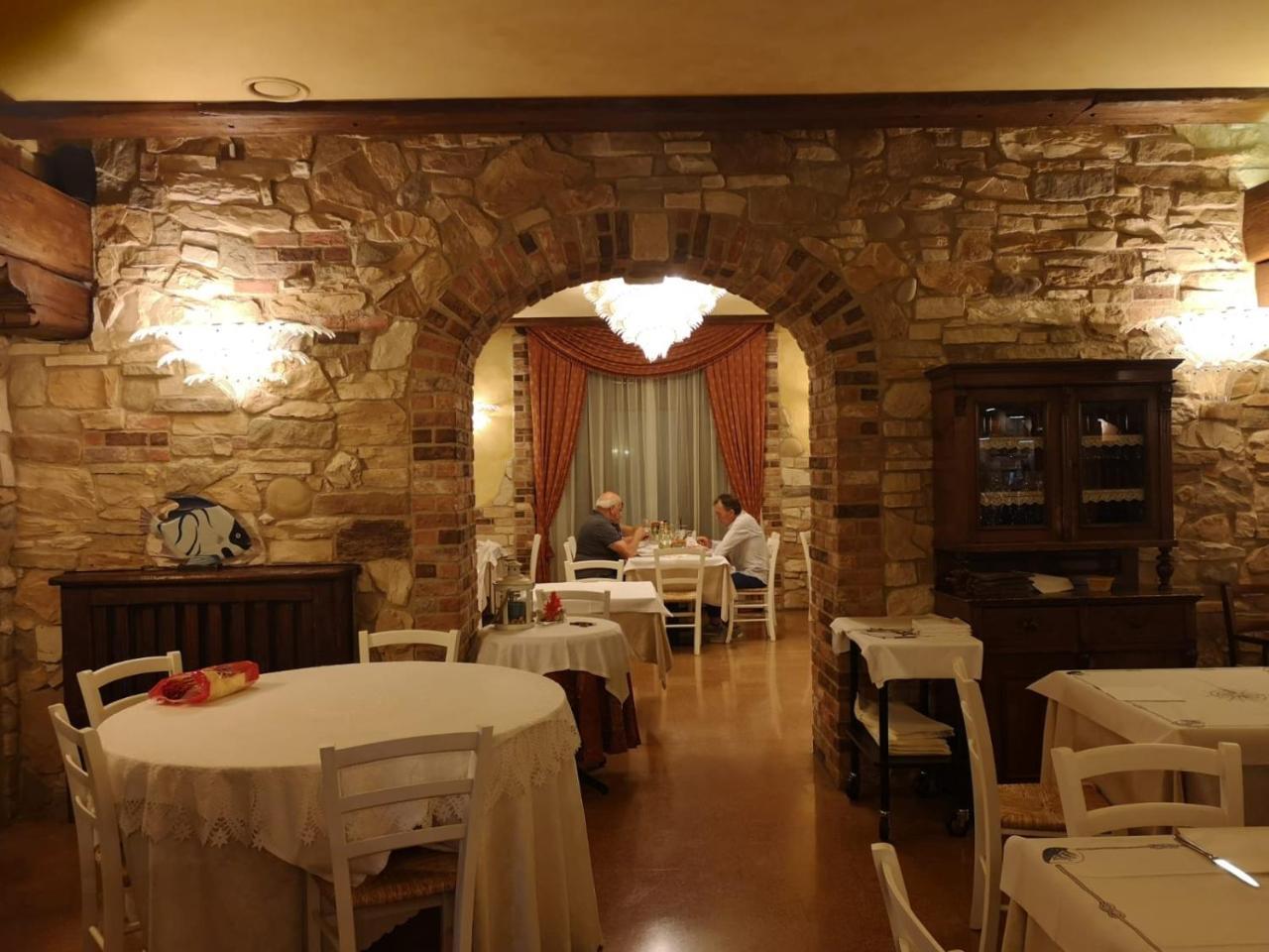 Locanda Ferrari Goro المظهر الخارجي الصورة